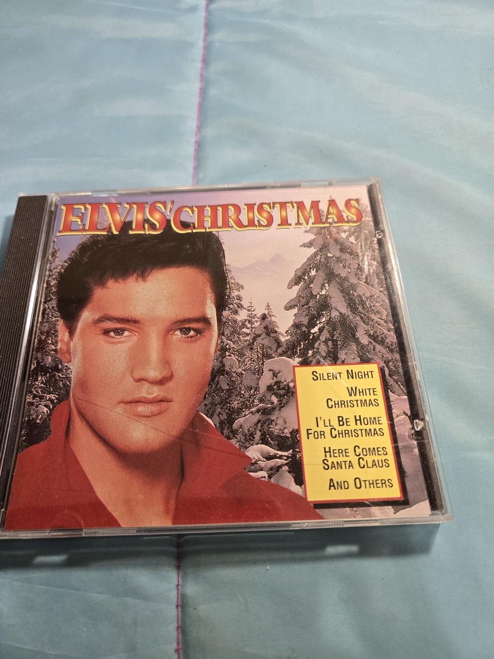 Elvis' Christmas CD - Elvis Presley - Red Cover